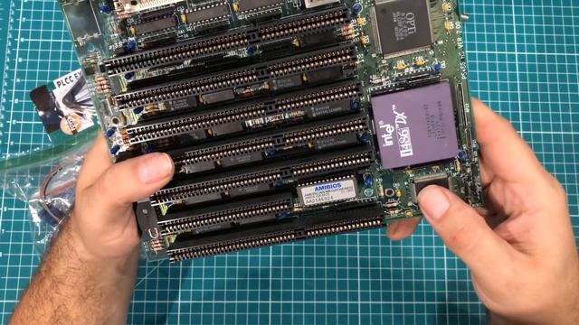 Burning on a Budget - The TL866II+ EPROM Programmer by XGecu смотреть онлайн