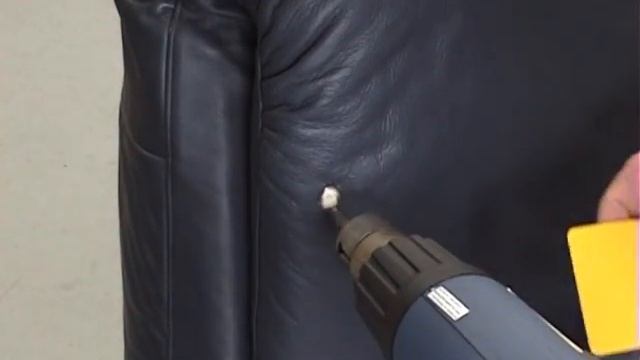 leather repair on an airplane seat смотреть онлайн