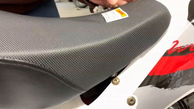 Seat Installation Lynx 125-B смотреть онлайн