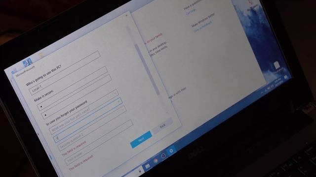 How to Add New Users to Windows 10 смотреть онлайн