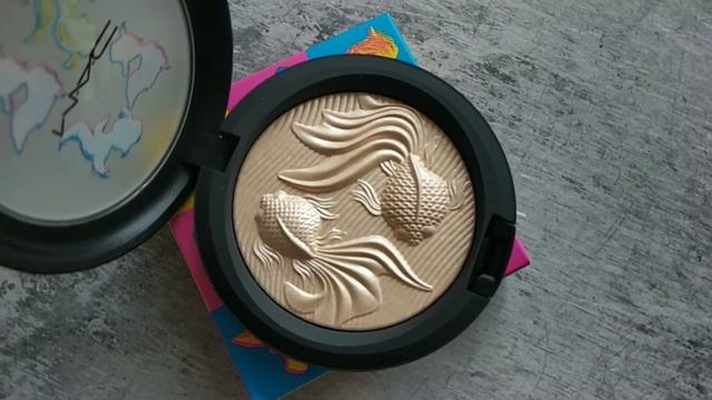 Mac double gleam highlighter. Limited edition Chinese New Year 2021 смотреть онлайн