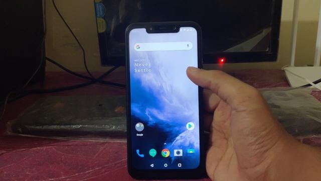 Oxygen OS new update 9.5.8 with Substratum Support review on Poco f1 смотреть онлайн