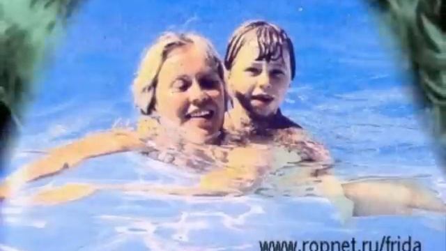 ABBA - Slipping Through My Fingers смотреть онлайн