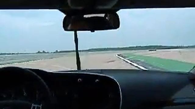 SAAB Turbo X Pilote Professionnel смотреть онлайн