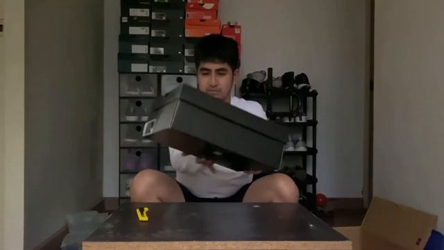 What’s In the Box Ep.3: Kobe 6 Protro “Grinch/Green Apple” смотреть онлайн