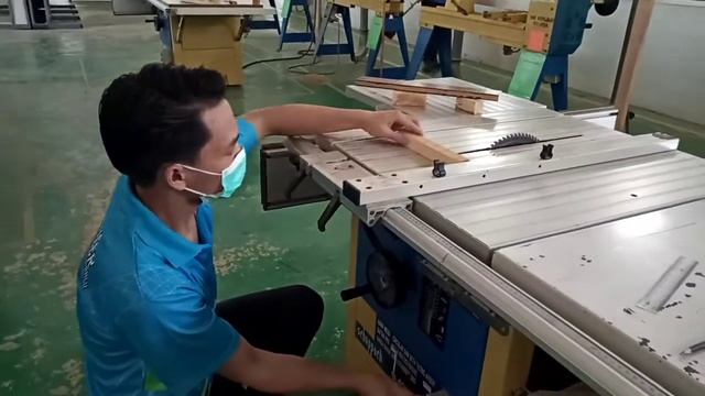 WOODWORKING MACHINERY OPERATION AND MAINTENANCE (DCW10013)🌳 смотреть онлайн