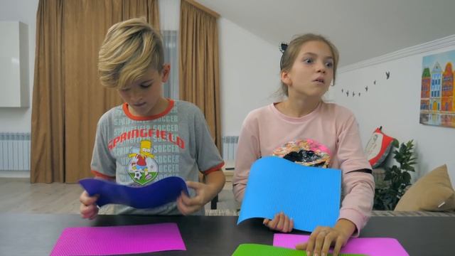 КСЮША ПОТЕРЯЛА ЦВЕТА!!!! смотреть онлайн