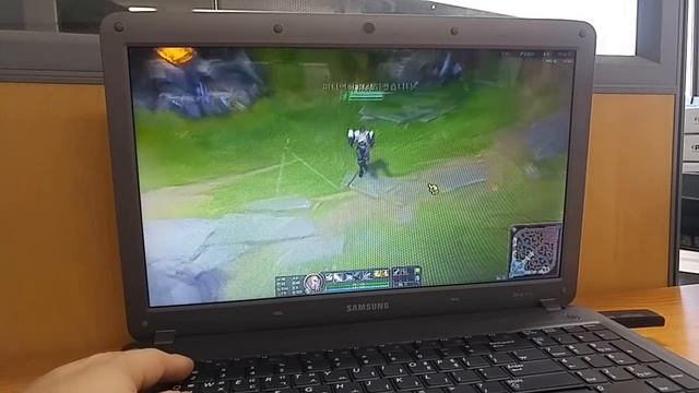 SAMSUNG P530 SSD LOL PLAY смотреть онлайн