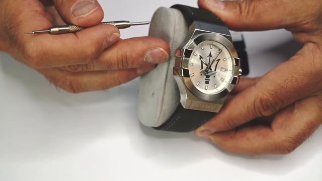 Herrenuhr Maserati Potenza R8851108018 смотреть онлайн