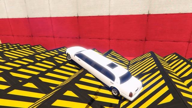 Monster Limousine VS Police Limousine | GTA 5 смотреть онлайн