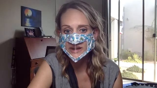 Cool face mask with mouth window....first live broadcast...probably last. Teehee. смотреть онлайн