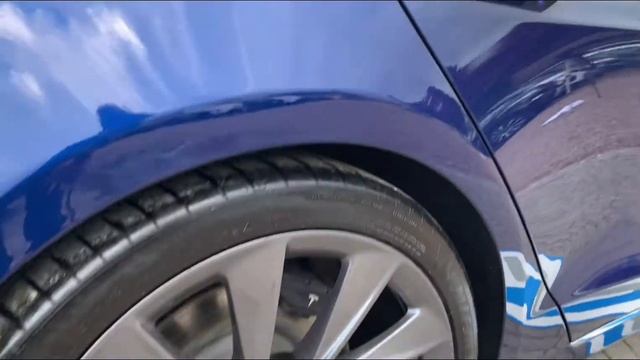 2019/69 TESLA MODEL S PERFORMANCE LUDICROUS FOR SALE IN DEEP BLUE METALLIC WITH WHITE INTERIOR смотреть онлайн