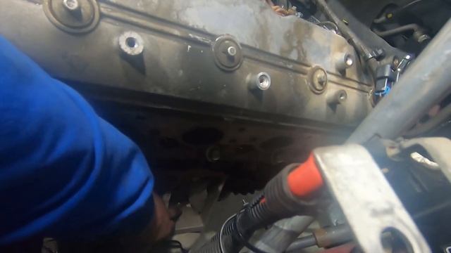 Pulling LS2 Motor out of Pontiac G8!!! (Cam build PT.3) смотреть онлайн