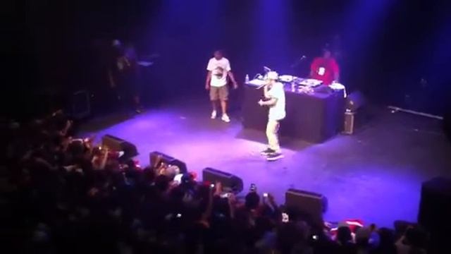 Mac miller performs In the air & wake up смотреть онлайн