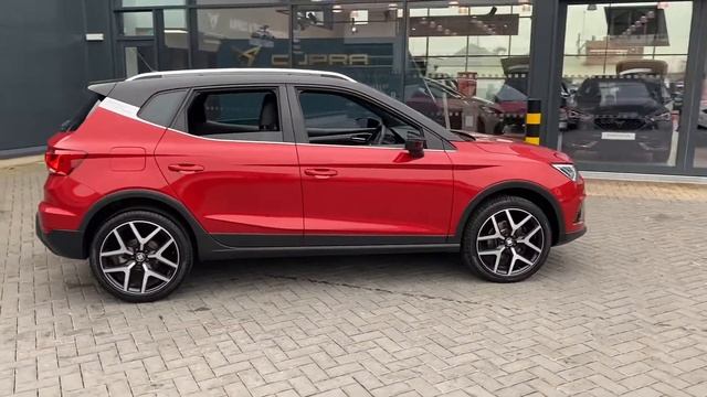 SEAT Arona FR 1.6 TDI115ps REAR PARKING SENSORS - SR68UJU смотреть онлайн