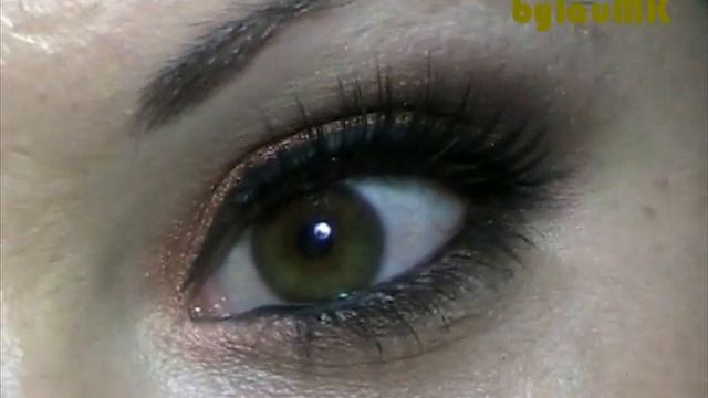 Look Me Over смотреть онлайн