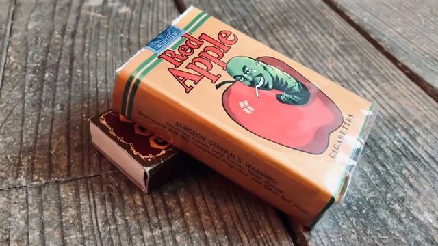 Red Apple Cigarettes - Tarantino movies - REPLICA смотреть онлайн