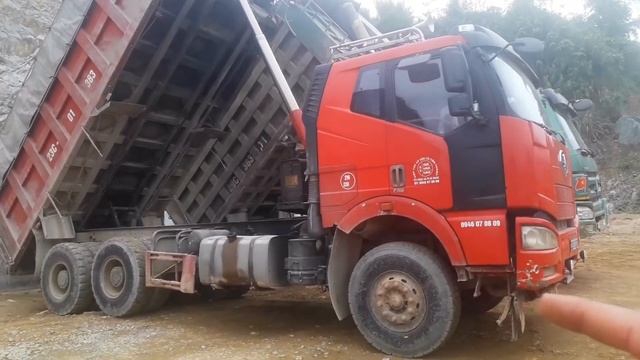 Khám phá so sánh xe FAW và xe HOWO смотреть онлайн