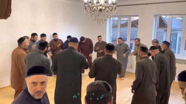 Зикр у Хадзиевых 7 ночи Имран. смотреть онлайн
