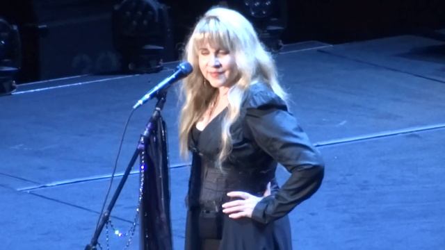Fleetwood Mac | Stevie Nicks - Gypsy | Little Lies - Live - Manchester Arena UK, 01-07-2015 смотреть онлайн
