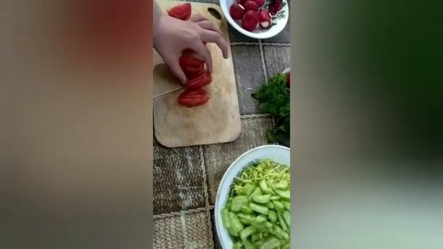 Весенний салат смотреть онлайн