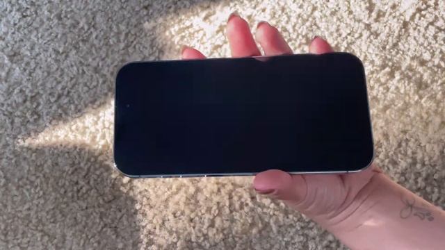 iPhone 14 Pro (Deep Purple) Unboxing + iPhone 14 Pro Apple silicone case unboxing (black) смотреть онлайн
