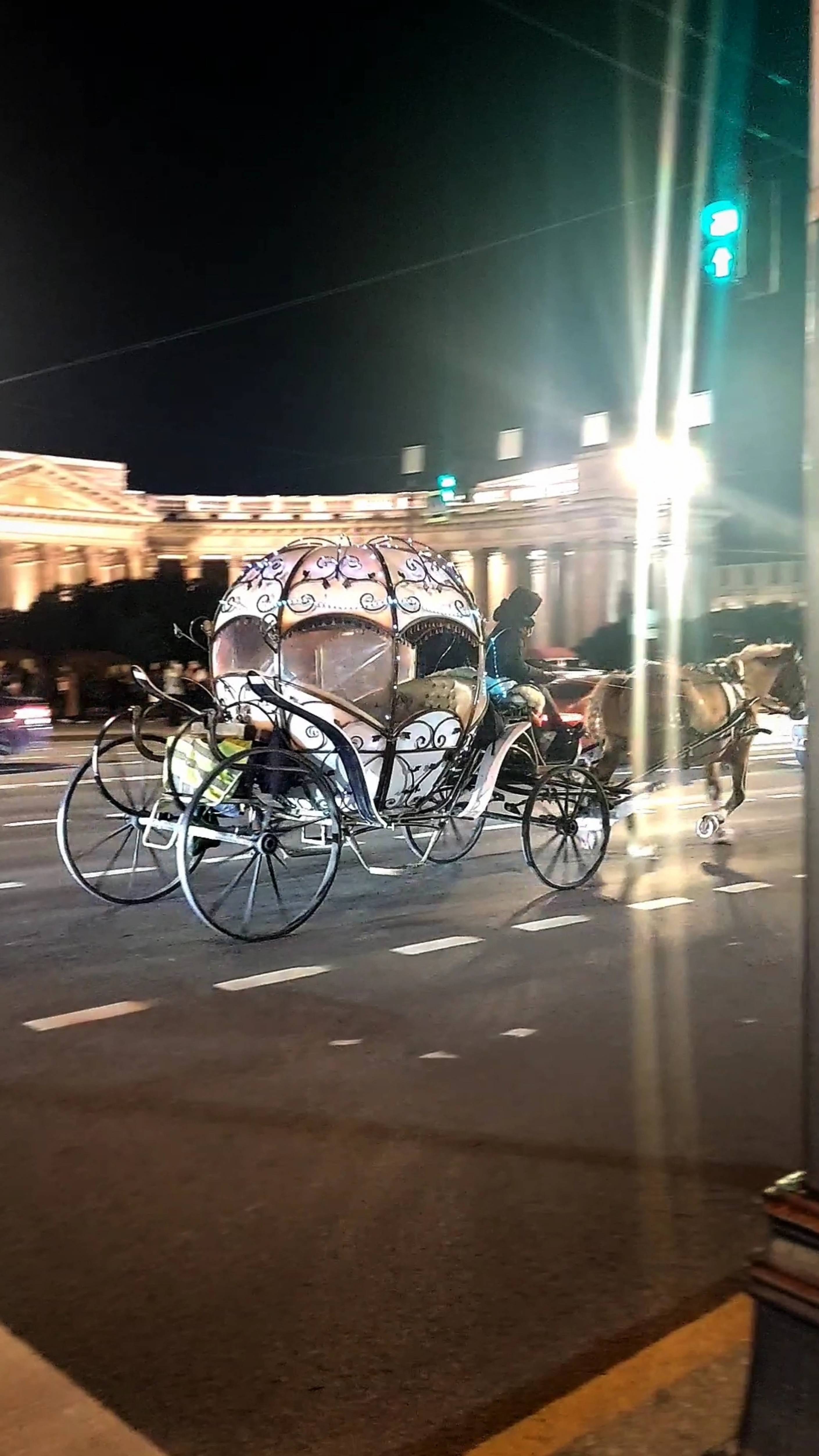 Если идеальный вечер в Петербурге, то только такой 👉 #петербург #счастье #туризм #вечер #питер смотреть онлайн