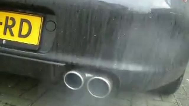 Porsche 997 4S Revving! смотреть онлайн