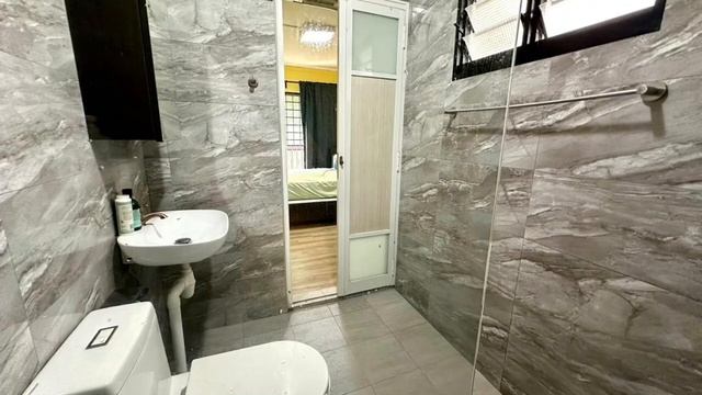 HDB 4Room unit 100 sqm 1076 sqft Squarish layout DBSS BLK643 Choa Chu Kang Street 64 Point Block смотреть онлайн