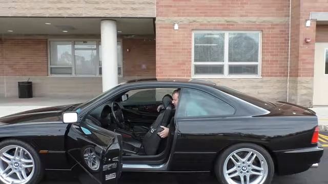 Here's Why the BMW 850CSi Was the Best BMW of the 1990s смотреть онлайн