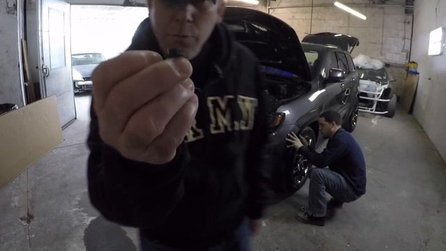 How to remove a bumper from a wk2 Jeep Grand Cherokee SRT смотреть онлайн