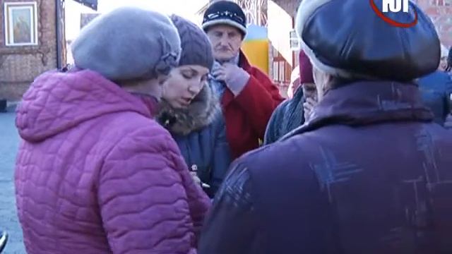 БЕРДЯНСК 08 12 2015 ГУМПОМОЩЬ ПЕРЕСЕЛЕНЦАМ