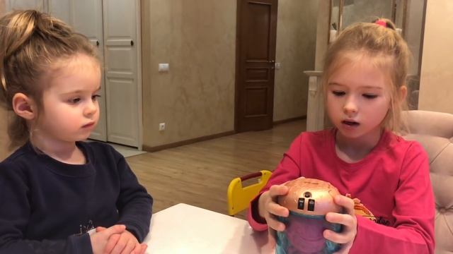 КАПСУЛА ЛОЛ 2 ВОЛНА ЗОЛОТАЯ КАПСУЛА РАСПАКОВКА. Surprise Dolls Wave 2. Видео для Детей смотреть онлайн