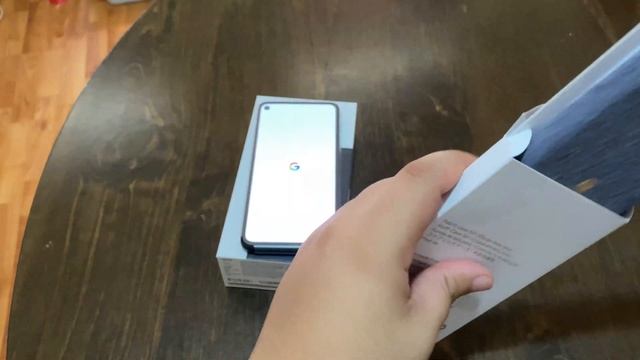 Pixel 4A Review | iPhone user switching to android смотреть онлайн