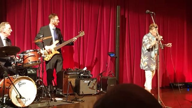 Mary Dinham - Barnfield Concert July 2019 смотреть онлайн
