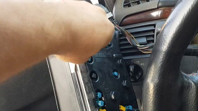 ЗАМЕНА ВСЕХ ЛАМПОЧЕК ФАР ПО КРУГУ смотреть онлайн
