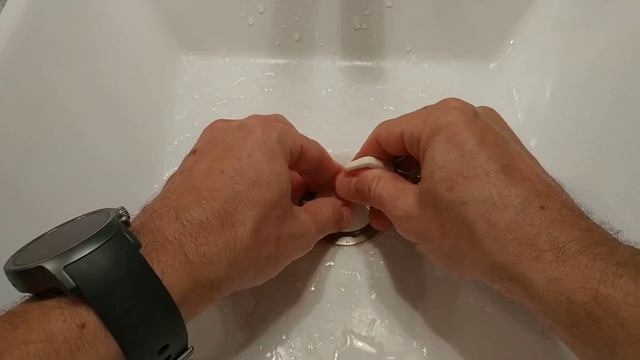 How to remove a stuck pop up sink plug easily? смотреть онлайн