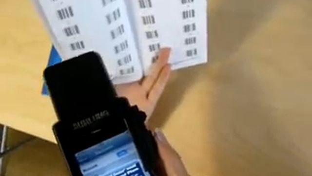 How to connect a mobile barcode scanner to an iPhone смотреть онлайн