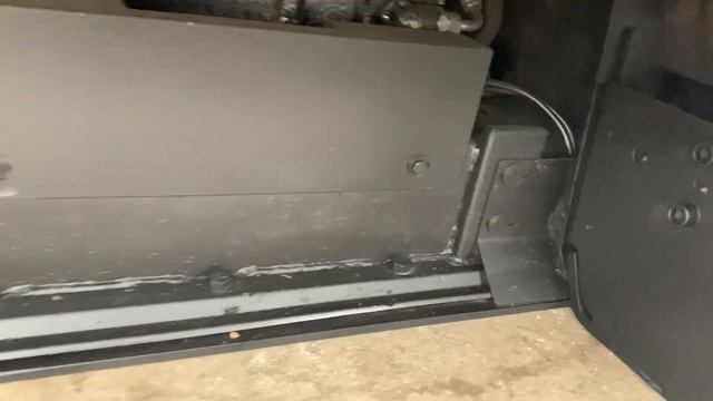 Caterpillar AP 300 -302- MAC 2000 srl смотреть онлайн