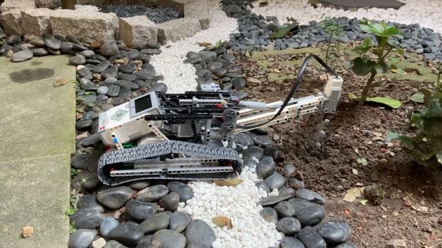 LEGO EV3 4 in 1 engineering car смотреть онлайн