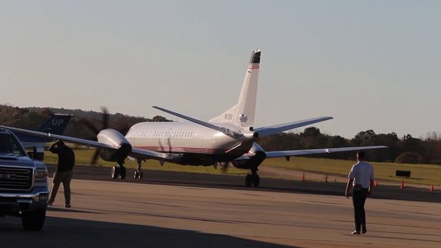 Wildcat Touring Saab 2000 Landing in Oxford смотреть онлайн