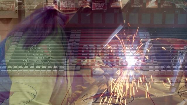 Hussey Seating Job Profile Featuring Welder Kayla смотреть онлайн