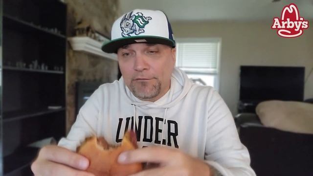 Arby's® Kings Hawaiian® Sweet Heat Beef 'N Brisket Sandwich Review! 🐄🌶️🥪 | theendorsement смотреть онлайн