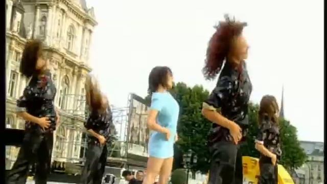 Alizee - J`ai Pas Vingt Ans 2003 смотреть онлайн