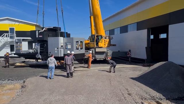 Стропольные и Такелажные работы с фрейзером весом 27000кг. смотреть онлайн