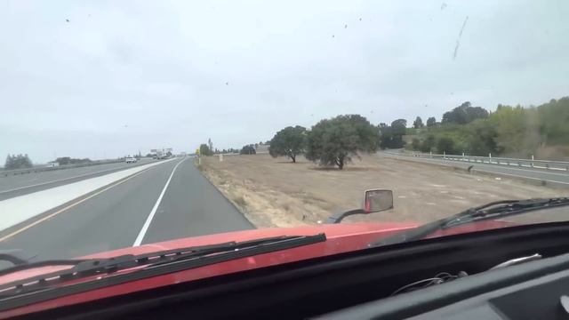 Tesla Electric Semi Truck Broke Down Causing Traffic Detour Blocking On-ramp смотреть онлайн