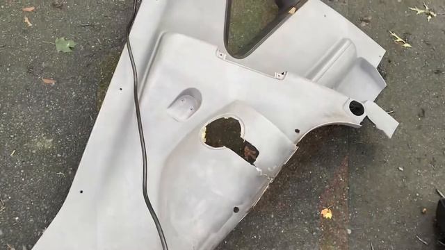 Quarter window swap on a 93 mustang смотреть онлайн
