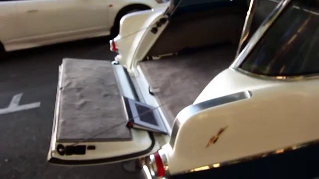 Pontiac Safari at Cruisin' Grand смотреть онлайн