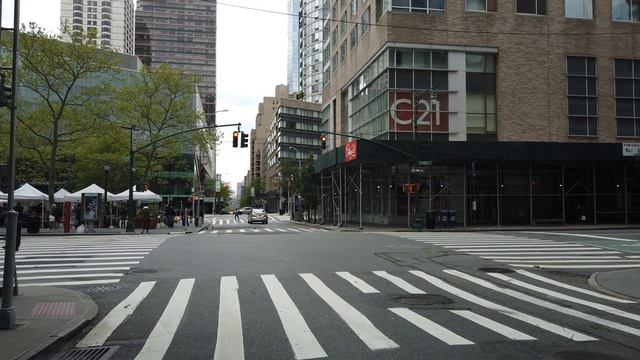 Driving NYC 5 9 20 смотреть онлайн