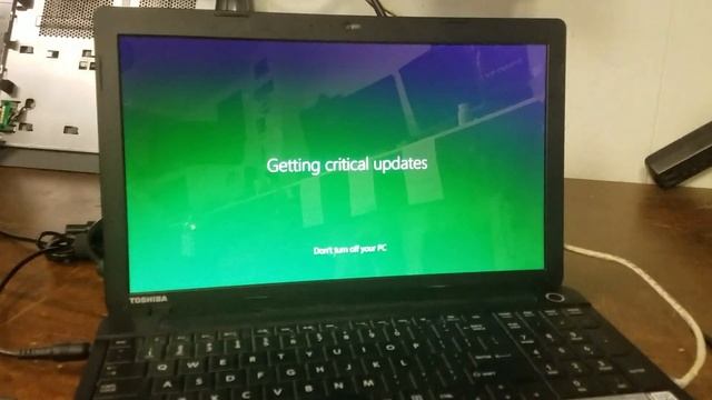 L2Tech HOWto: Fix a Corrupted Operating system in Windows 8, 8.1 & 10 using an "In Place Upgrade" смотреть онлайн